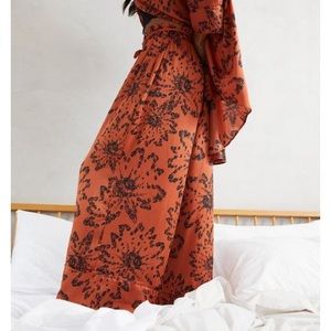 Free People Intimately Goddess Wide Leg Floral Satin Lounge Pants Size Medium